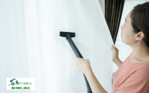 cách giặt rèm vải tráng cao su