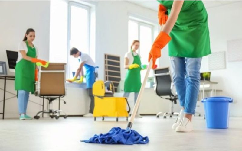 giá thuê nhân viên vệ sinh